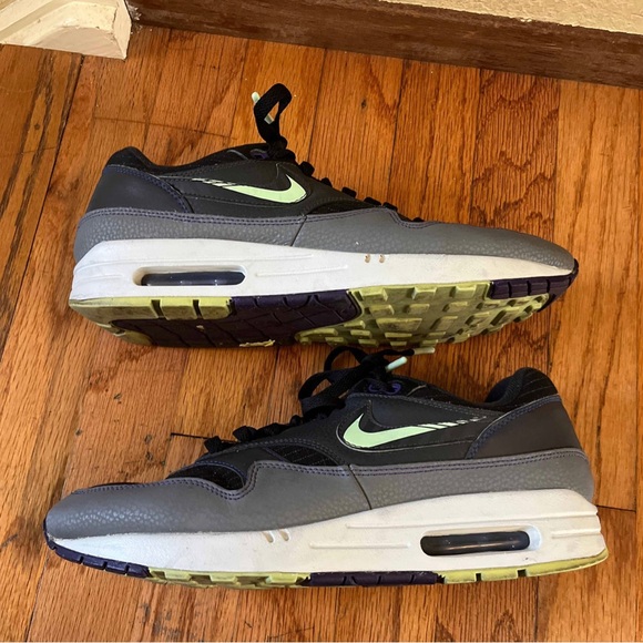 nike air max 1 se future swoosh